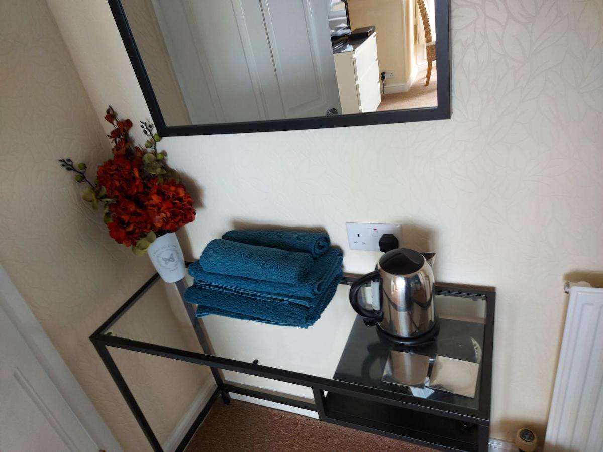 Girvan Guest House ภายนอก รูปภาพ
